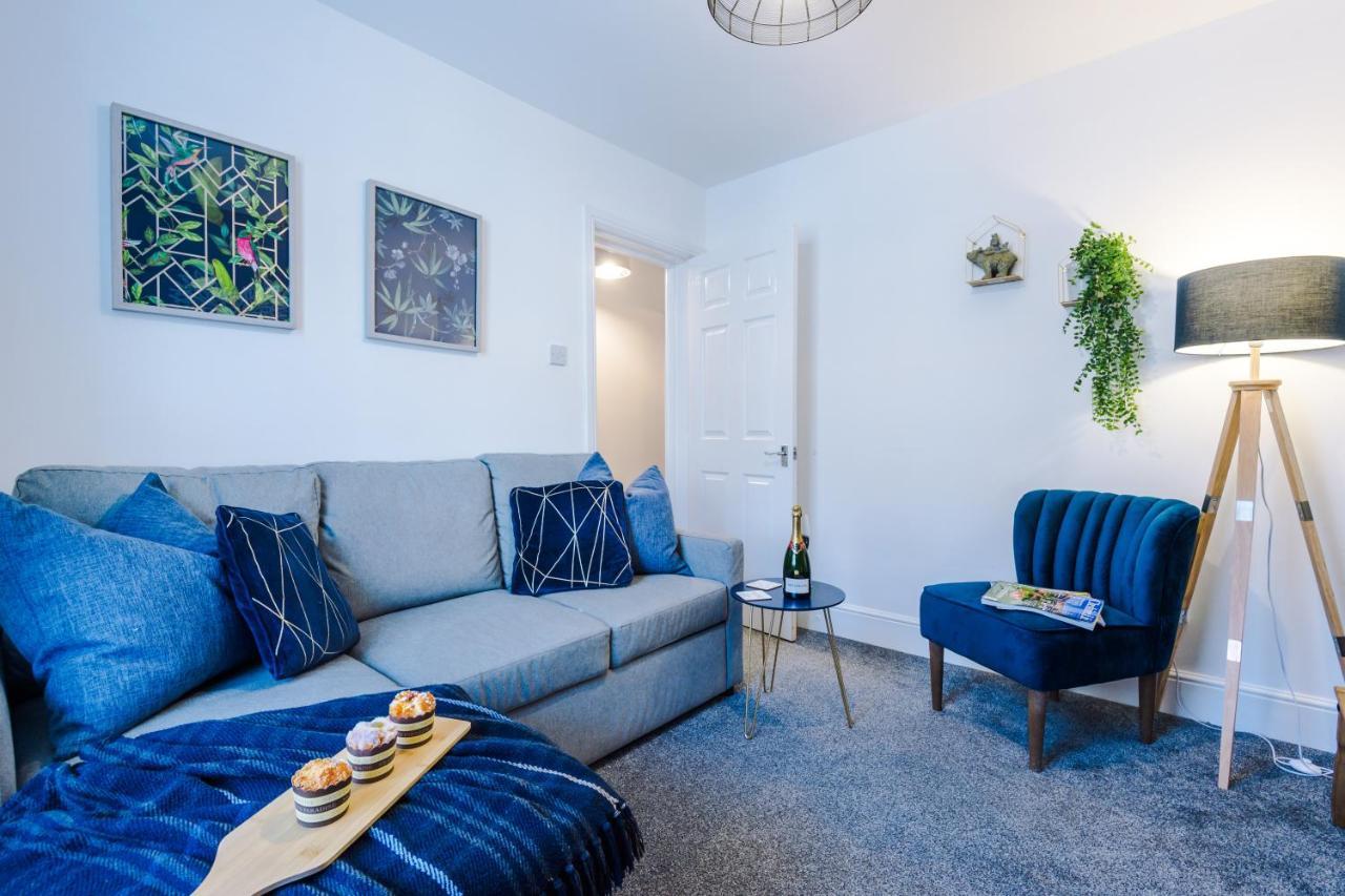 Spacious 2-Bed City-Centre Cottage In Chester By 53 Degrees Property - Ideal For Groups & Couples - Sleeps 6 エクステリア 写真