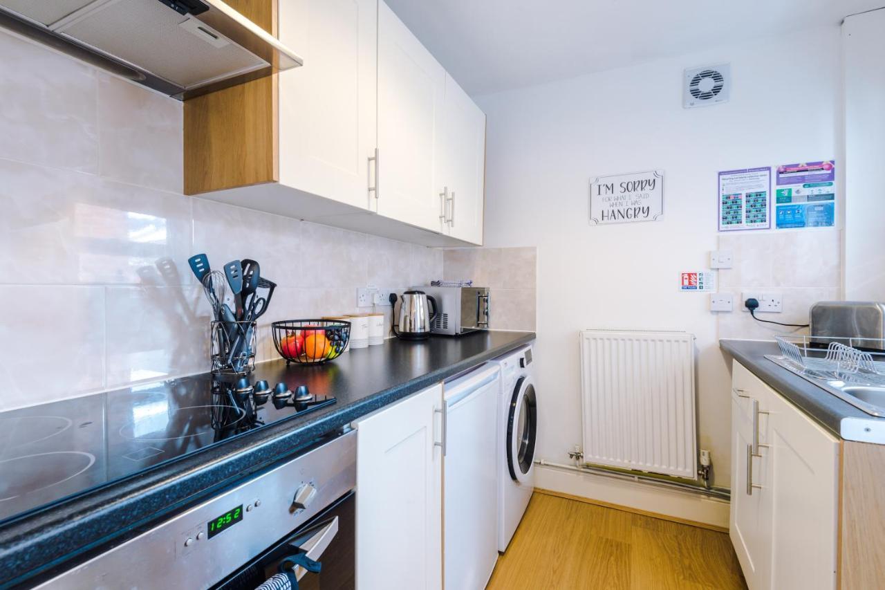 Spacious 2-Bed City-Centre Cottage In Chester By 53 Degrees Property - Ideal For Groups & Couples - Sleeps 6 エクステリア 写真