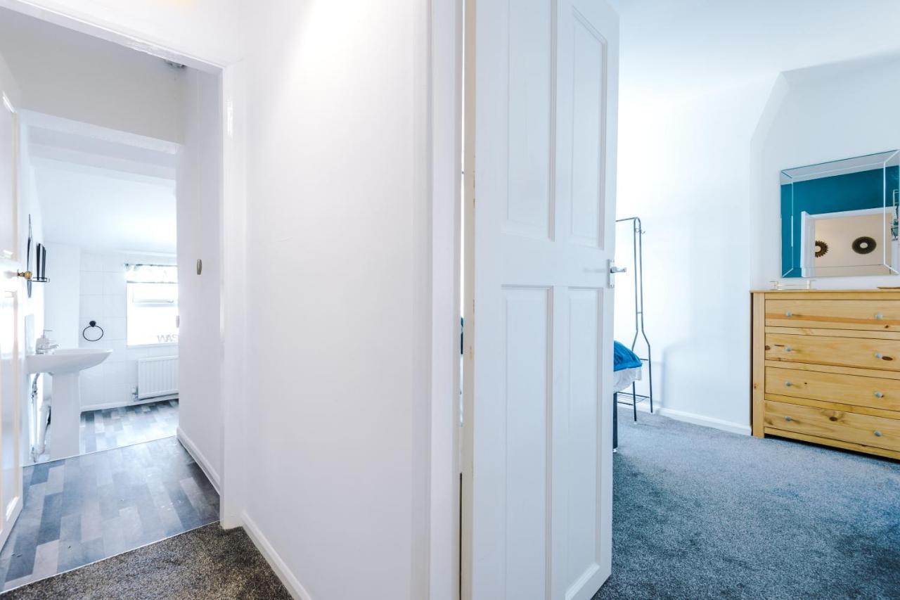 Spacious 2-Bed City-Centre Cottage In Chester By 53 Degrees Property - Ideal For Groups & Couples - Sleeps 6 エクステリア 写真
